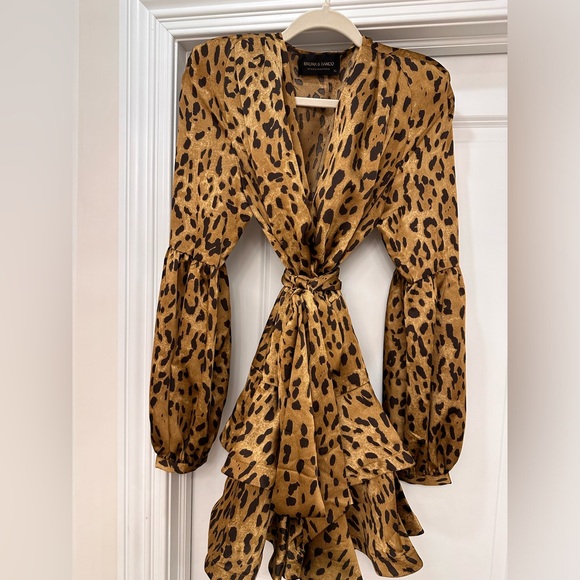 Bronx and Banco Gorgeous leopard dress new! - Picture 2 of 4